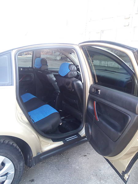 Седан Volkswagen Passat 2002 в Івано-Франківську