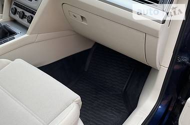 Седан Volkswagen Passat 2015 в 
