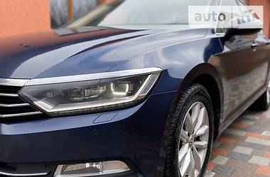 Седан Volkswagen Passat 2015 в 