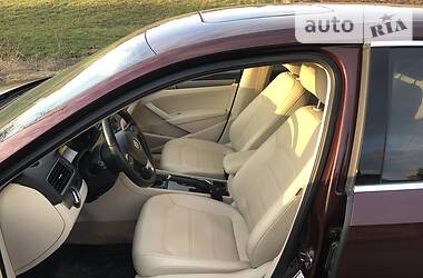 Седан Volkswagen Passat 2014 в 