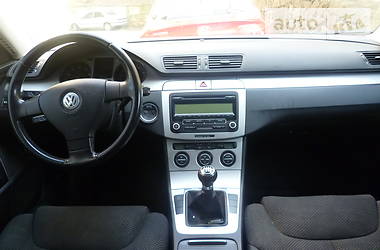 Седан Volkswagen Passat 2008 в Києві