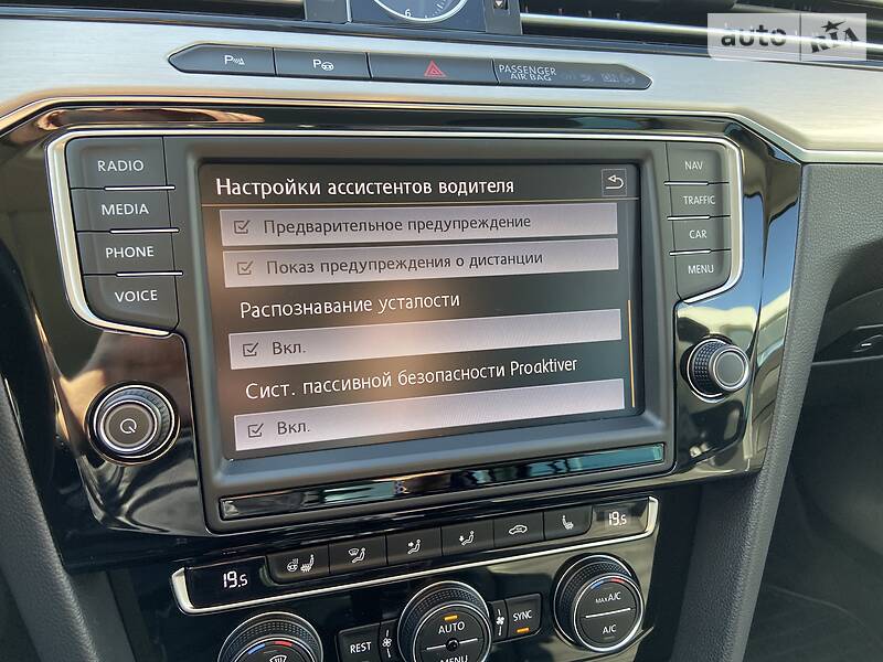 Седан Volkswagen Passat 2015 в Львові фото 19 Седан Volkswagen Passat 2015 в Львові