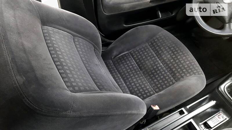 Седан Volkswagen Passat 2000 в Борисполі