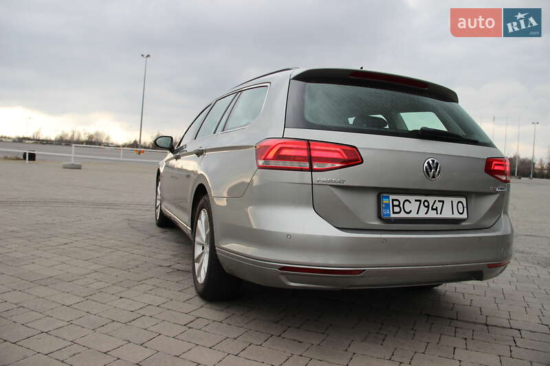 Универсал Volkswagen Passat 2015 в Львове
