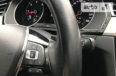 Універсал Volkswagen Passat 2015 в 