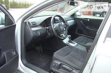 Універсал Volkswagen Passat 2010 в 