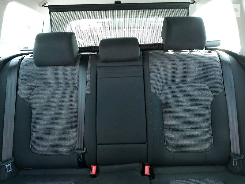 Універсал Volkswagen Passat 2012 в Бродах