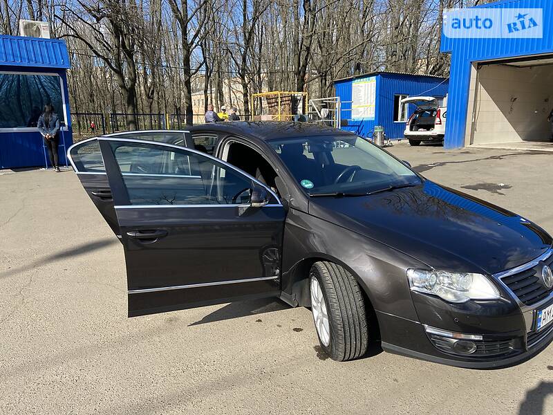 Седан Volkswagen Passat 2009 в Полтаві