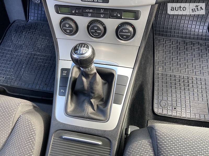 Седан Volkswagen Passat 2009 в Полтаві