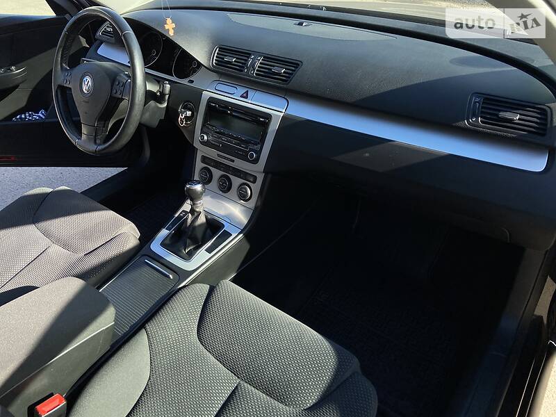 Седан Volkswagen Passat 2009 в Полтаві
