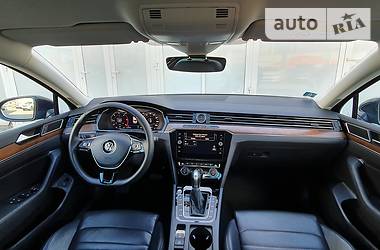 Седан Volkswagen Passat 2018 в 