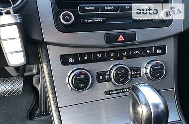 Універсал Volkswagen Passat 2012 в 