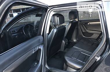 Універсал Volkswagen Passat 2012 в 
