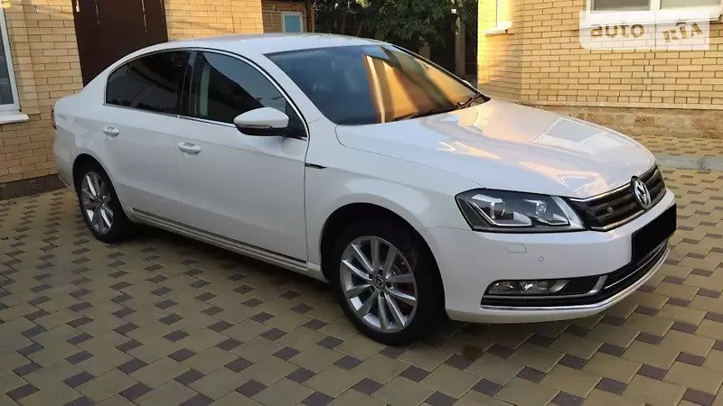 Седан Volkswagen Passat 2013 в 