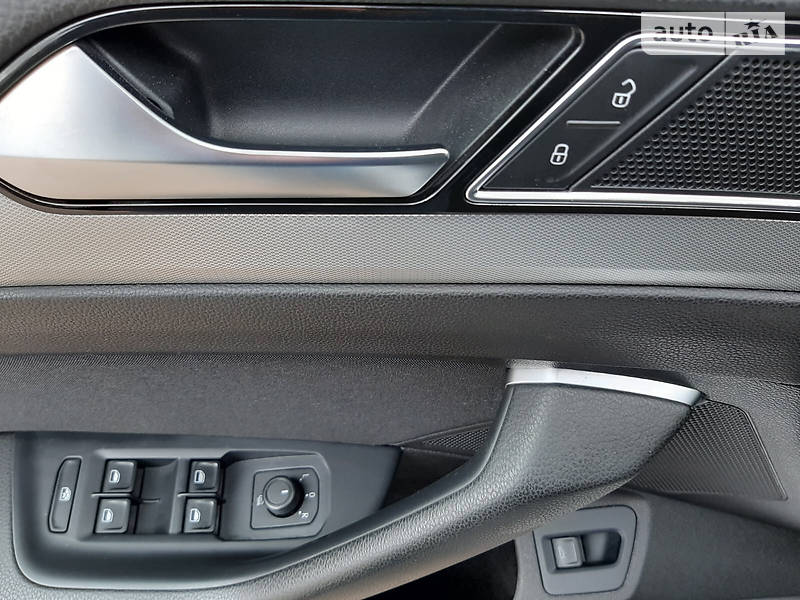 Універсал Volkswagen Passat 2015 в Бердичеві