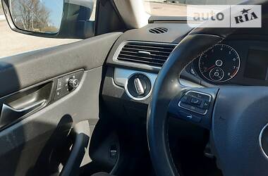 Седан Volkswagen Passat 2013 в 