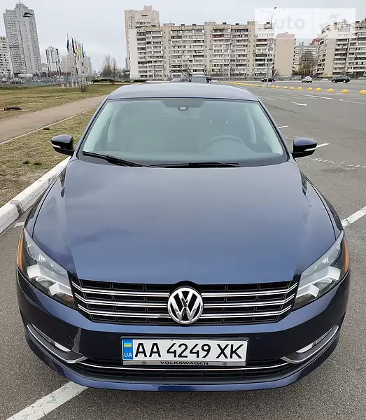 Седан Volkswagen Passat 2014 в 