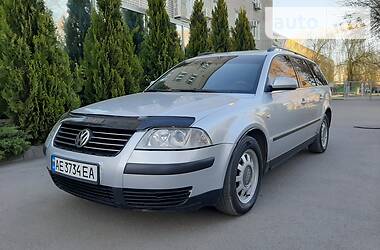 Універсал Volkswagen Passat 2001 в 