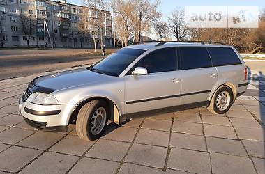 Універсал Volkswagen Passat 2001 в 