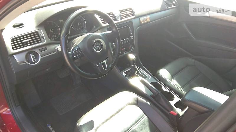 Седан Volkswagen Passat 2015 в Вишгороді