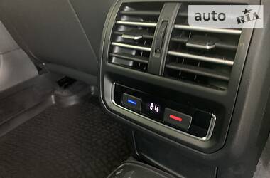 Седан Volkswagen Passat 2015 в 