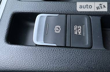 Седан Volkswagen Passat 2015 в 