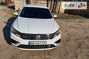 Седан Volkswagen Passat 2017 в Вінниці