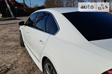 Седан Volkswagen Passat 2017 в Вінниці