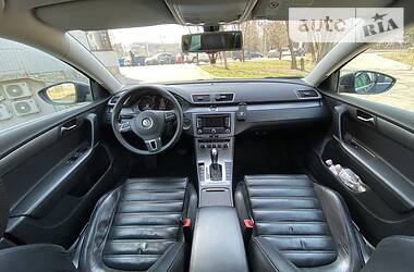 Універсал Volkswagen Passat 2011 в 