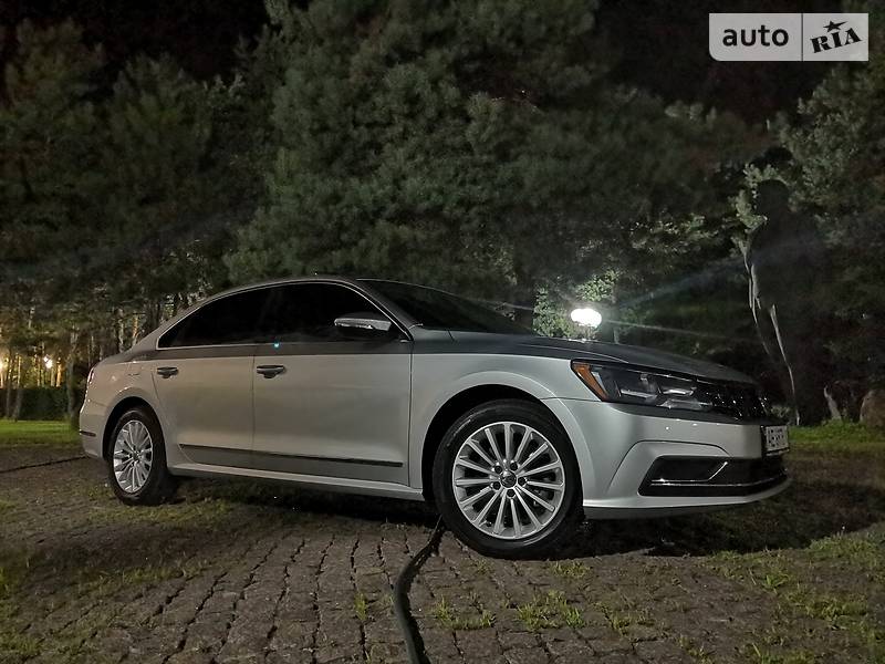 Седан Volkswagen Passat 2015 в Києві фото 36 Седан Volkswagen Passat 2015 в Києві