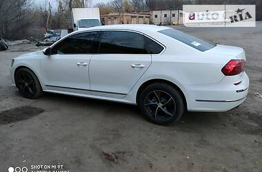 Седан Volkswagen Passat 2016 в Пирятине