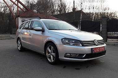 Універсал Volkswagen Passat 2011 в 