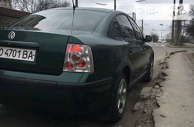 Седан Volkswagen Passat 1998 в 