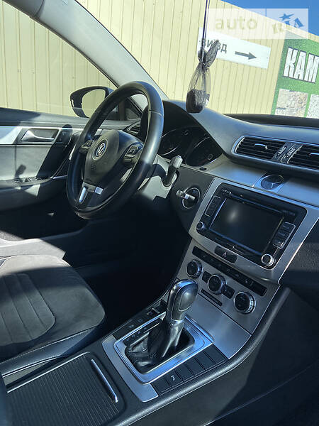 Седан Volkswagen Passat 2011 в Одессе фото 8 Седан Volkswagen Passat 2011 в Одессе