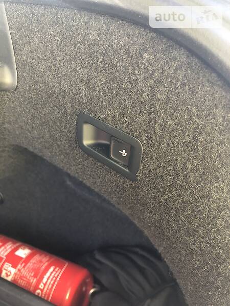 Седан Volkswagen Passat 2016 в Києві фото 96 Седан Volkswagen Passat 2016 в Києві