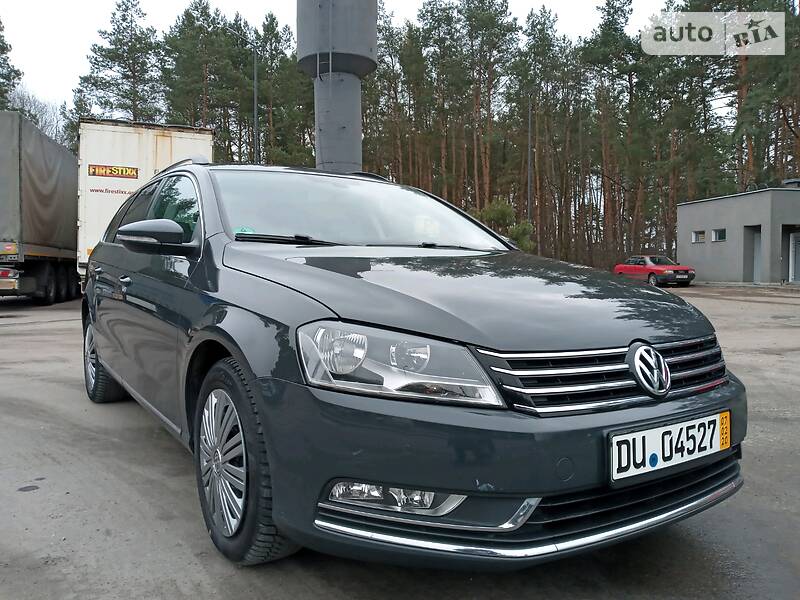 Універсал Volkswagen Passat 2012 в Бродах