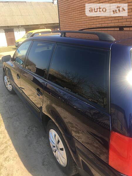 Універсал Volkswagen Passat 2000 в Камені-Каширському