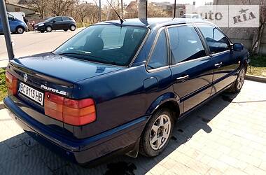 Седан Volkswagen Passat 1996 в 