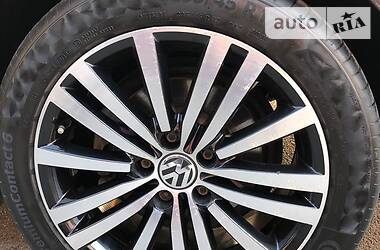Універсал Volkswagen Passat 2013 в 