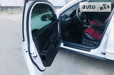 Універсал Volkswagen Passat 2010 в 