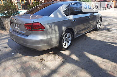 Седан Volkswagen Passat 2013 в 