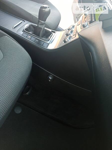 Універсал Volkswagen Passat 2013 в Самборі