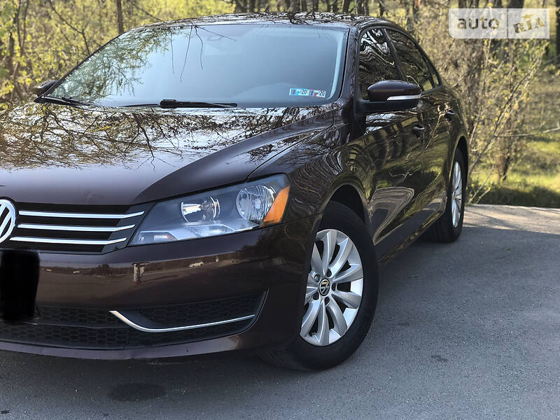 Седан Volkswagen Passat 2013 в 