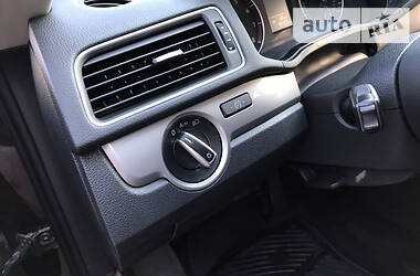 Седан Volkswagen Passat 2013 в 