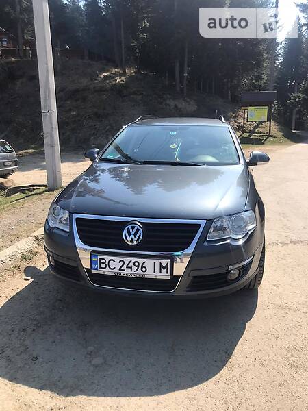 Універсал Volkswagen Passat 2010 в Сколе