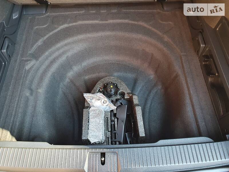 Універсал Volkswagen Passat 2015 в Вінниці