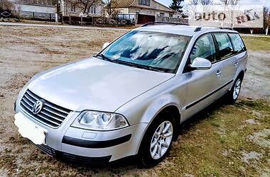 Універсал Volkswagen Passat 2004 в 