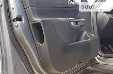 Універсал Volkswagen Passat 2006 в 