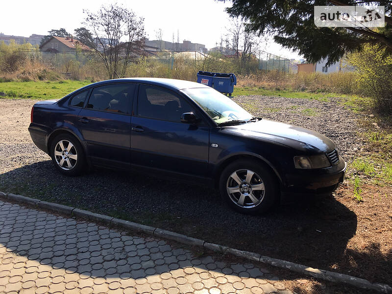 Седан Volkswagen Passat 1998 в 