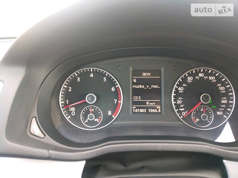 Седан Volkswagen Passat 2013 в Мелитополе